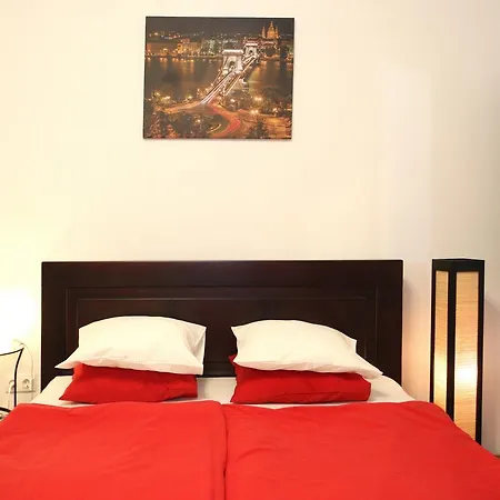 Daire Ariel Close To St. Stephen Basilica