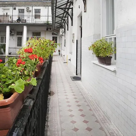 아파트 Ariel Close To St. Stephen Basilica *